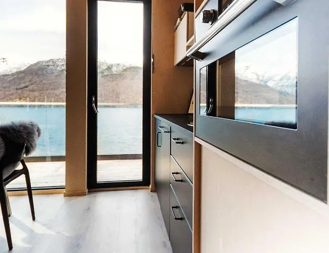 Lodge Mikrohyttene I Akrafjorden *