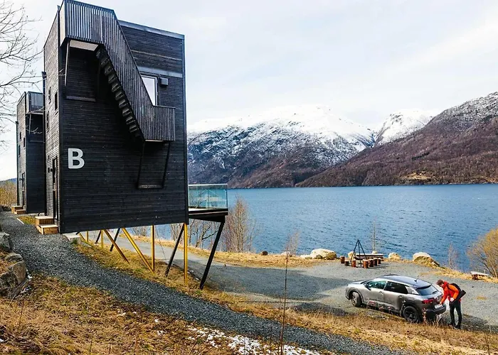 Mikrohyttene I Akrafjorden Alojamento de Turismo Selvagem Etnesjoen