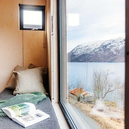 Mikrohyttene I Akrafjorden Lodge